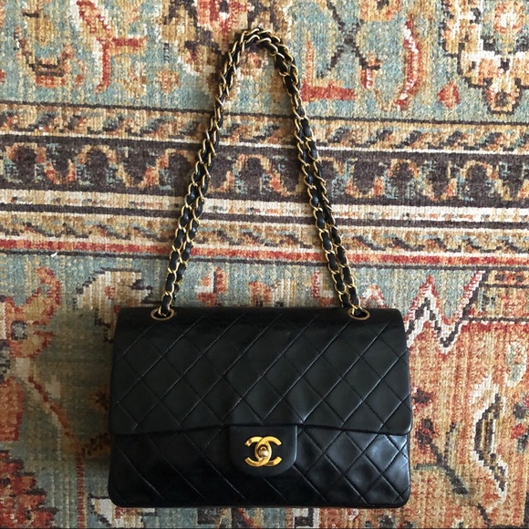 SOLD***Chanel Vintage Classic Medium Double Flap Bag - Picture 4 of 14